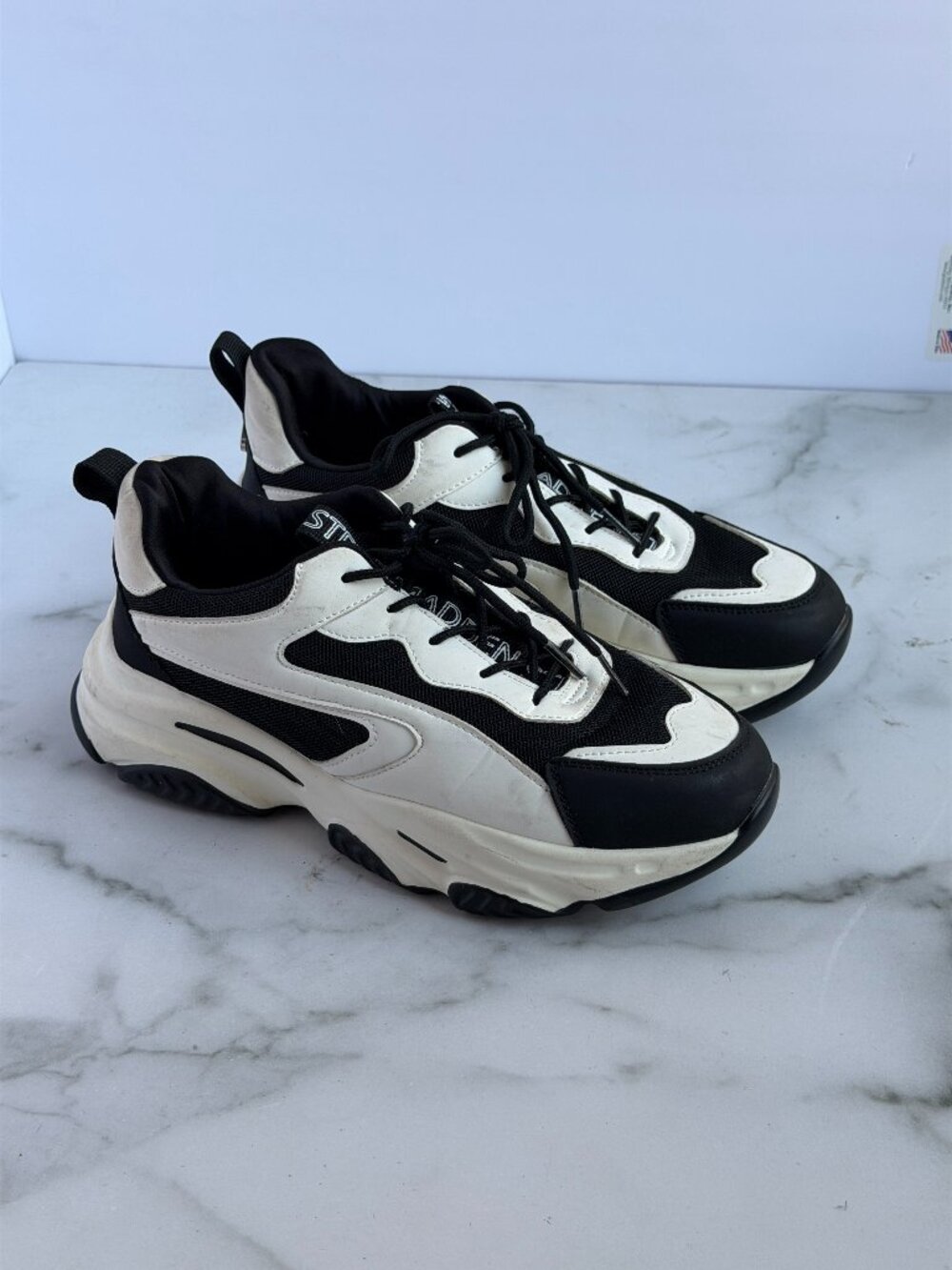 Steve Madden Acersia Chunky Sneakers 8.5M Black White